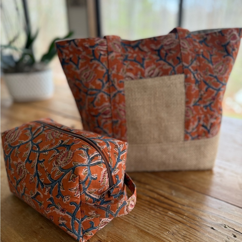 Printed Orange Floral Tote and Pouch Set - Picture 2 of 12